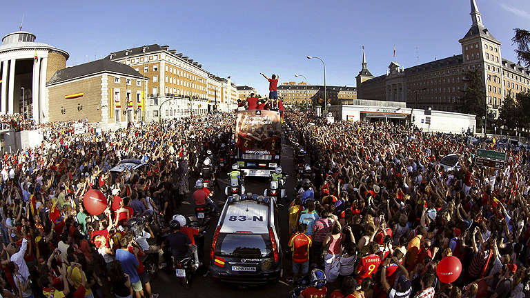La celebraci&oacute;n de Espa&ntilde;a, a vista de 'bus'