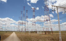Campo de antenas del centro emisor de onda corta de Noblejas, en Toledo.