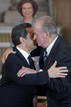 El rey Juan Carlos, durante el acto de imposici&oacute;n del Collar de la Orden del Tois&oacute;n de Oro al presidente franc&eacute;s, Nicolas Sarkozy.