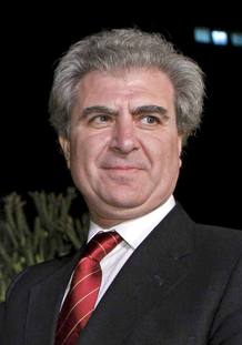 C&Eacute;SAR ANTONIO MOLINA