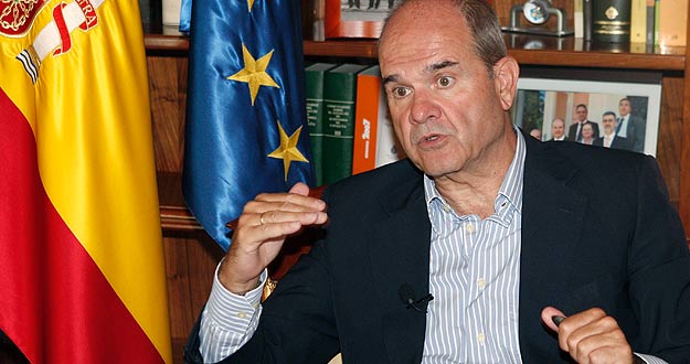 Manuel Chaves, durante una entrevista con EFE.