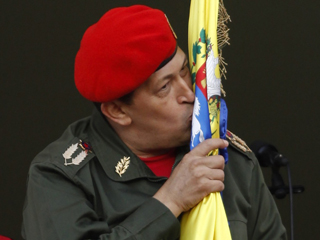 Ver v&iacute;deo  'Ch&aacute;vez, confiado en ganar la batalla contra el c&aacute;ncer'