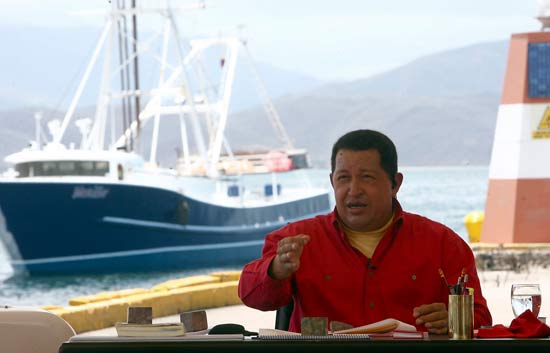 Ch&aacute;vez ordena la toma militar de los puertos de Maracaibo y Puerto Cabello