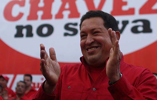 Ch�vez promete seguir una d�cada m�s