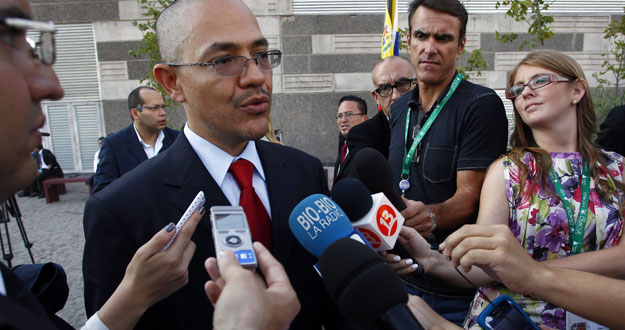 CHÁVEZ SUPERA INFECCIÓN RESPIRATORIA Y CONTINÚA SU TRATAMIENTO EN CUBA CHÁVEZ SUPERA INFECCIÓN RESPIRATORIA Y CONTINÚA SU TRATAMIENTO EN CUBA