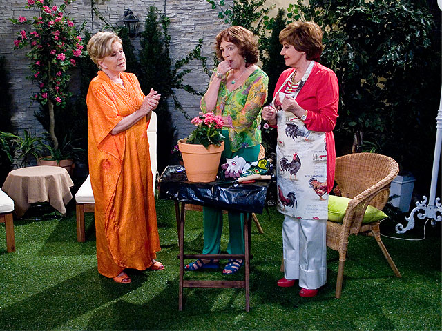 Rtve responde - La trastienda:  'Las chicas de oro'