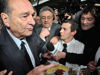 Ver vídeo  'Chirac, el primer expresidente francés sometido a juicio por malversación de fondos y cohecho'