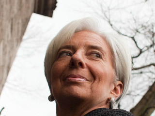 Ver v&iacute;deo  'Christine Lagarde defiende la ampliaci&oacute;n del fondo de rescate europeo'