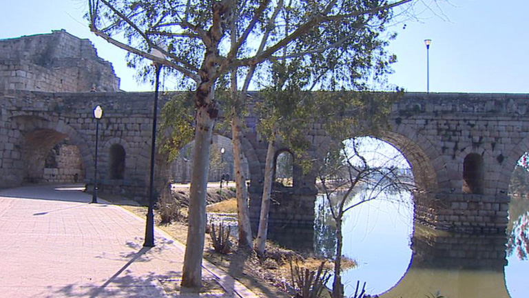 Chubascos en la mitad occidental peninsular y despejado en el resto