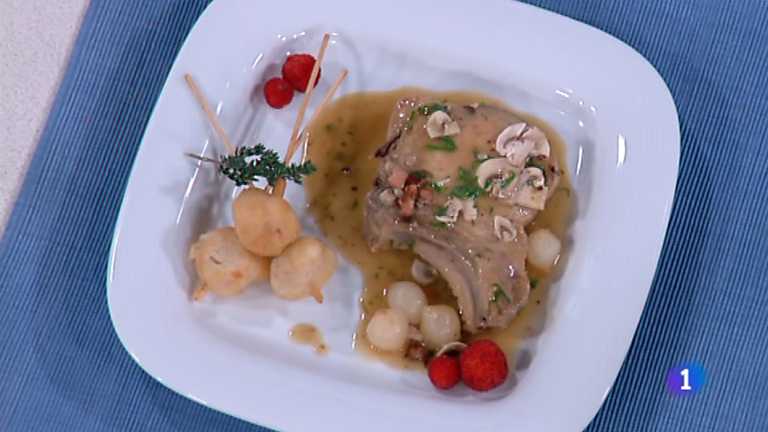 Cocina con Sergio - Chuletas con bu&ntilde;uelos de jam&oacute;n y queso