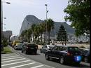 Ir al Video&nbsp;Cinco euros por cruzar en coche La L&iacute;nea de la Concepci&oacute;n para visitar Gibraltar