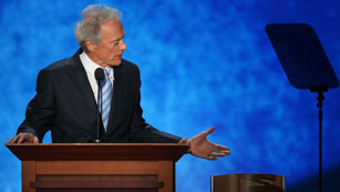 Ver v&iacute;deo  'Clint Eastwood, duro con Obama: "Si alguien no hace su trabajo, hay que echarlo"'