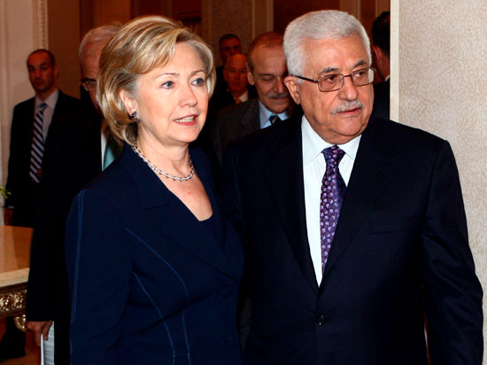 Clinton insta a israel&iacute;es y palestinos a reiniciar di&aacute;logo lo antes posible 