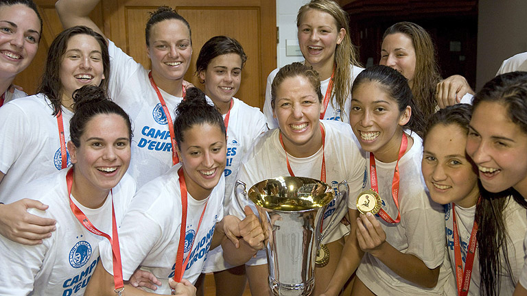 El Club Nataci&oacute; Sabedll, campeonas de Europa