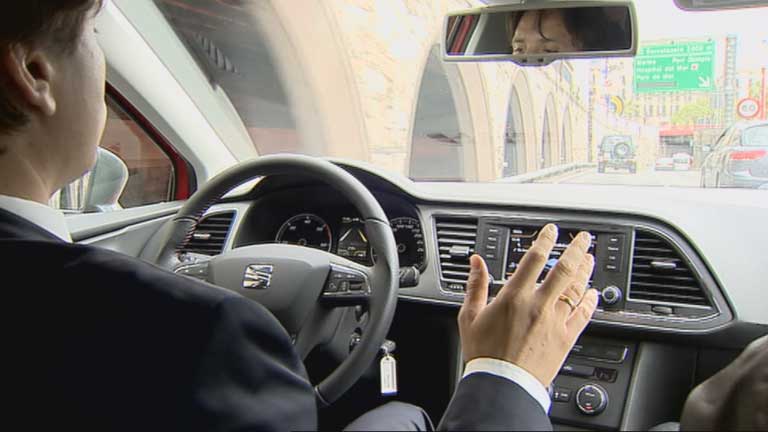 Los coches incorporan cada vez m&aacute;s sistemas inteligentes