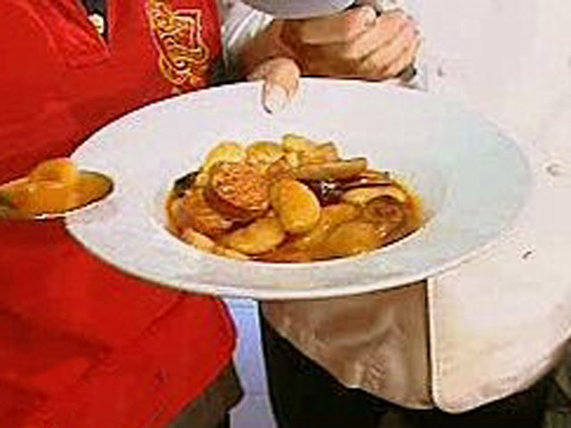 Espa&ntilde;a Directo - Cochinillo con judiones