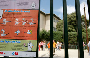 Ver v&iacute;deo  'En el colegio Virgen de la Encina de Hoyo de Manzanares nadie se plantea suspender las clases'