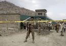 Un comando talib&aacute;n asalta el barrio de las embajadas en Kabul