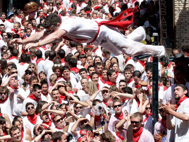 Comienzan los Sanfermines con el tradicional chupinazo