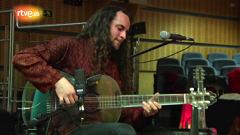 Masterclass 6x3 - C&oacute;mo suena una guitarra de cristal - 17/05/13