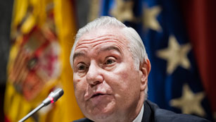 Ver v&iacute;deo  'Comparecencia &iacute;ntegra del presidente del CGPJ, Carlos D&iacute;var, para explicar sus viajes a Marbella'