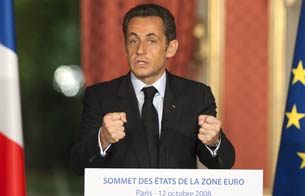 Ver v&iacute;deo  'Comparecencia &iacute;ntegra de Nicolas Sarkozy para explicar los acuerdos del Eurogrupo'