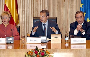 Ver v&iacute;deo  'Comparecencia &iacute;ntegra de Zapatero ante diputados y senadores socialistas'