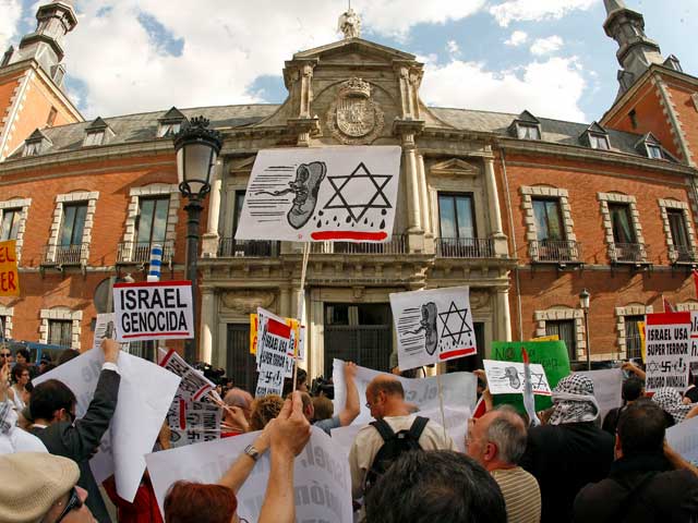 Concentraci&oacute;n en Madrid frente al Ministerio de Asuntos Exteriores en contra de Israel