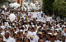 Unas cinco mil personas se han reunido en la ciudad colombiana de Manizales.