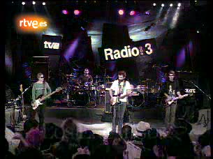 Ver v&iacute;deo  'Los conciertos de Radio 3 - Una d&eacute;cada de canciones: Los enemigos 'Me sobra carnaval''