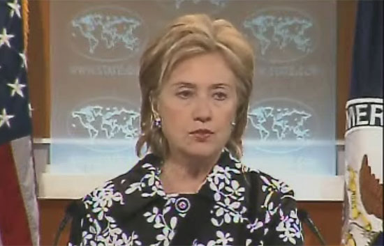 Hillary Clinton asegura que para EE.UU. la prioridad es restaurar el orden constitucional en Honduras
