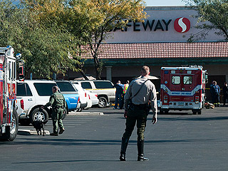 Ver v&iacute;deo  'Condena un&aacute;nime por el tiroteo en Tucson'