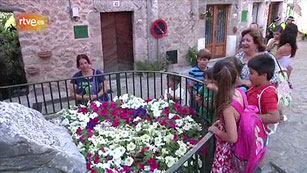 Ver v&iacute;deo  'Conectando Espa&ntilde;a - Valldemossa - Piedra emblem&aacute;tica'