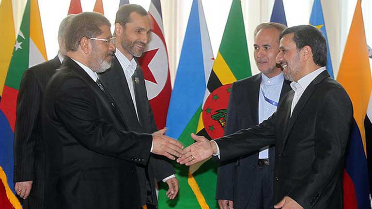 Choque frontal entre los dos grandes del mundo isl&aacute;mico, Egipto e Ir&aacute;n, por el conflicto de Siria