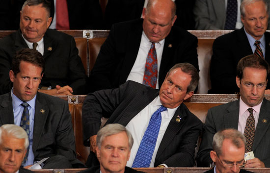 El congresista republicano Joe Wilson se disculpa por acusar a Obama de mentir