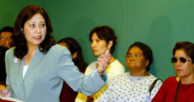 Hilda Sol&iacute;s, en una rueda de prensa.