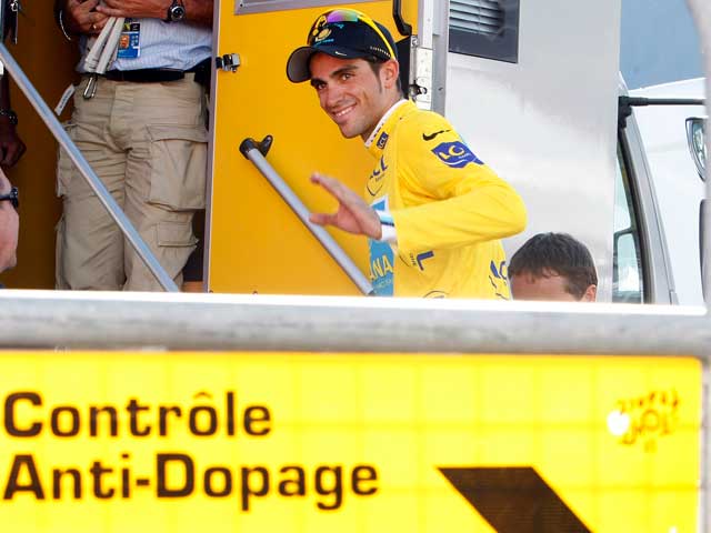 Contador, entre la Federaci&oacute;n, la UCI y el TAS