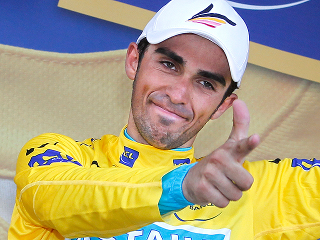 Un valiente Alberto Contador le arrebata el amarillo a Schleck
