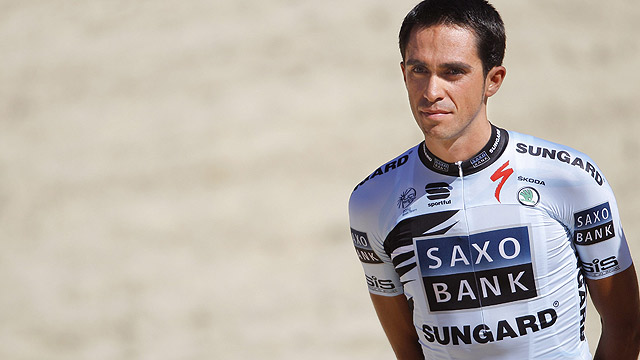 Contador, silbado en la presentaci&oacute;n del Tour
