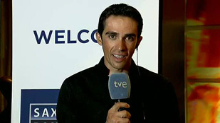 Ver v&iacute;deo  'Contador en el Telediario de TVE: "Esta Vuelta era especial para m&iacute;"'