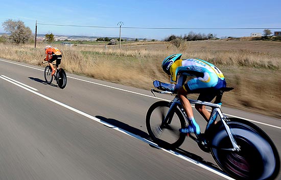 Contador tendr� que trabajar para Leipheimer