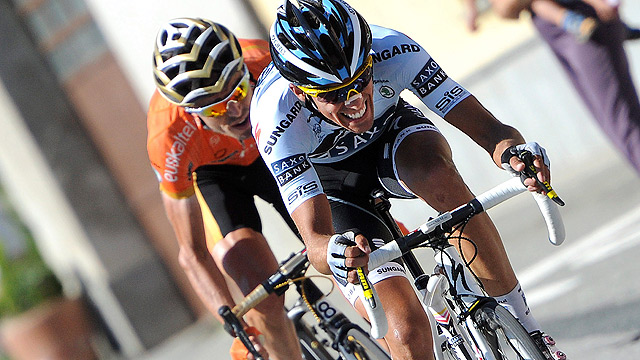 Contador lo vuelve a intentar