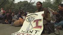 Ir al Video&nbsp;Contin&uacute;a la huelga de hambre en la India