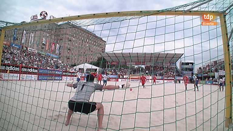 F&uacute;tbol playa - Torneo de clasificaci&oacute;n de la Copa del Mundo 2013 : Holanda-Rusia