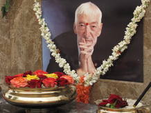 Homenaje a Vicente Ferrer en Anantapur.