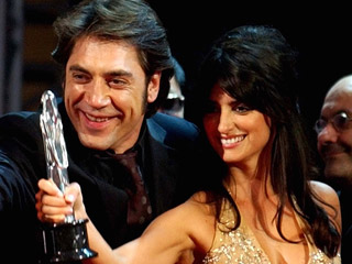 Ver v&iacute;deo  'Coraz&oacute;n - Luna de miel de Pen&eacute;lope Cruz y Javier Bardem'