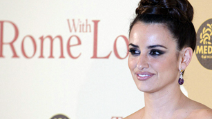 Ver v&iacute;deo  'Coraz&oacute;n - Pen&eacute;lope Cruz, espectacular en el estreno de 'A Roma con amor''