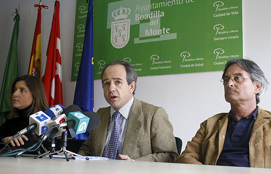 Al menos cinco detenidos por corrupci&oacute;n en Madrid, Valencia y Andaluc&iacute;a