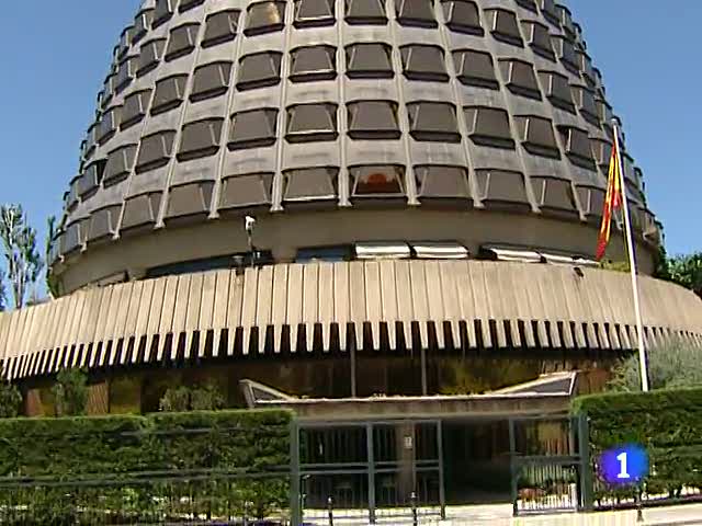 Por primera vez en su historia tres magistrados del Tribunal Constitucional han renunciado a sus cargos