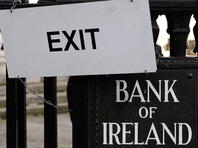 El Eurogrupo aborda la crisis de Irlanda y Portugal